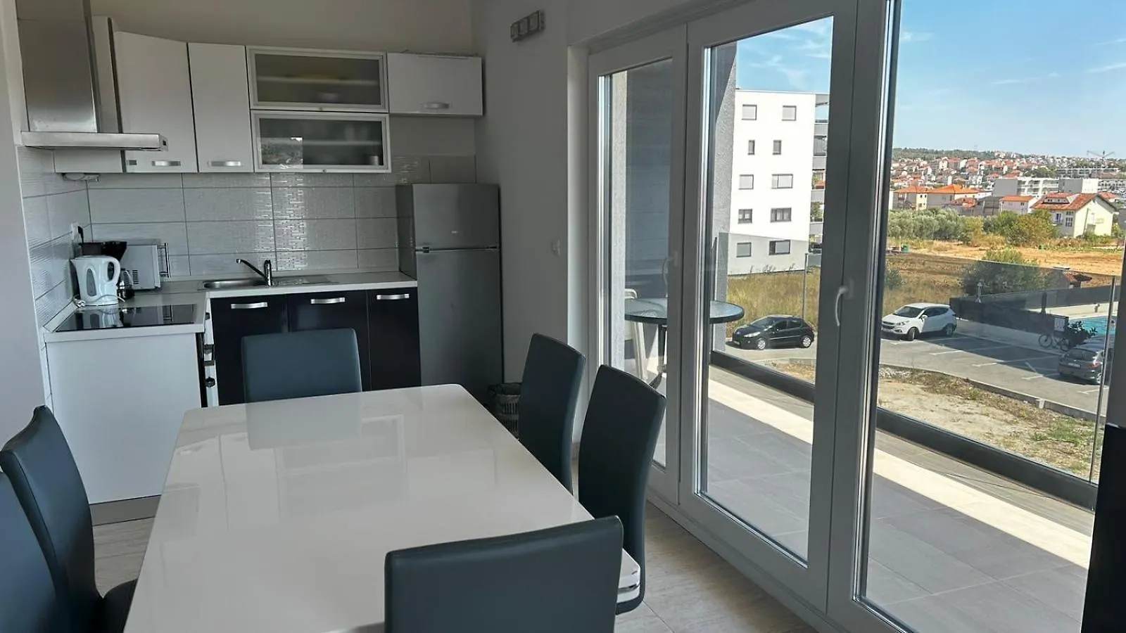 Sunny Day , Three Bedroom Apartment With Pool Trogir